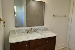 1800 E Hillcrest Ave, Milwaukee, WI 53207 - Photo 19