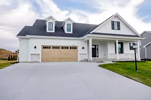 N50W19441 Tamarind Wy, Menomonee Falls, WI 53051 - Photo 29