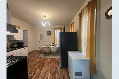 212 W Center St, Milwaukee, WI 53212 - Photo 35