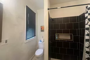 212 W Center St, Milwaukee, WI 53212 - Photo 43