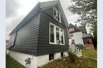 212 W Center St, Milwaukee, WI 53212 - Photo 11