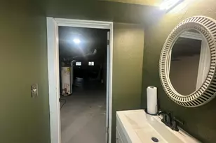 212 W Center St, Milwaukee, WI 53212 - Photo 69