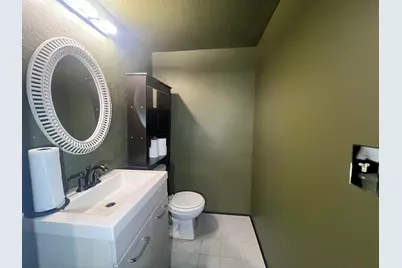 212 W Center St, Milwaukee, WI 53212 - Photo 67