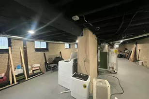 212 W Center St, Milwaukee, WI 53212 - Photo 71