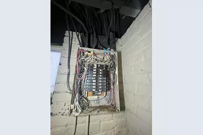 212 W Center St, Milwaukee, WI 53212 - Photo 85