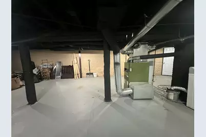 212 W Center St, Milwaukee, WI 53212 - Photo 77