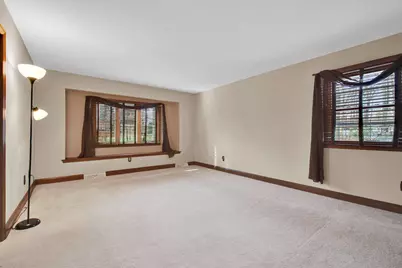 2550  Harmony Cir, Brookfield, WI 53045 - Photo 19