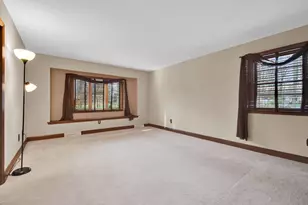 2550 Harmony Cir, Brookfield, WI 53045 - Photo 19