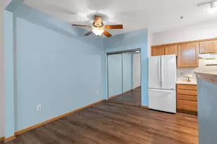 180 W Oak Leaf Dr, Oak Creek, WI 53154 - Photo 7