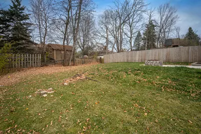 3314 W Alvina Ave, Greenfield, WI 53221 - Photo 33