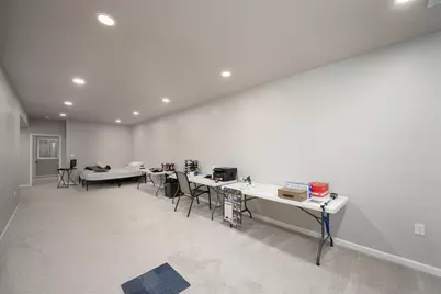 3314 W Alvina Ave, Greenfield, WI 53221 - Photo 21