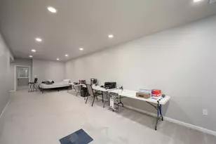 3314 W Alvina Ave, Greenfield, WI 53221 - Photo 21