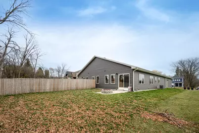 3314 W Alvina Ave, Greenfield, WI 53221 - Photo 29