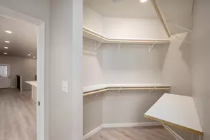 3314 W Alvina Ave, Greenfield, WI 53221 - Photo 17