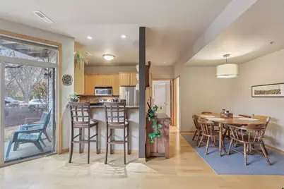 N82W13360  Fond Du Lac Ave #102, Menomonee Falls, WI 53051 - Photo 5