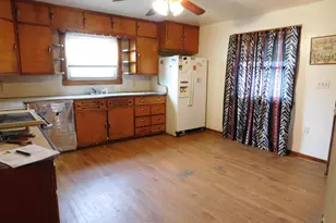 5011 N 47th St, Milwaukee, WI 53218 - Photo 3