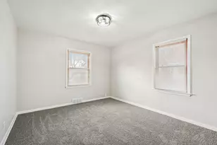 3372 S 71st St, Milwaukee, WI 53219 - Photo 11