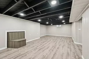 3372 S 71st St, Milwaukee, WI 53219 - Photo 17