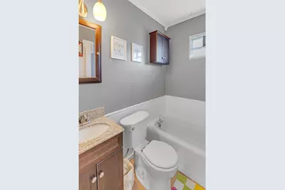 957  Macarthur Dr, Manitowoc, WI 54220 - Photo 13