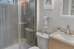 957 Macarthur Dr, Manitowoc, WI 54220 - Photo 5