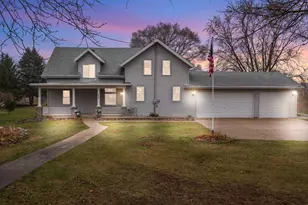 815 Fredonia Ave, Fredonia, WI 53021 - Photo 1