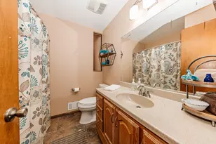 1023 Knollwood Dr, Saukville, WI 53080 - Photo 23