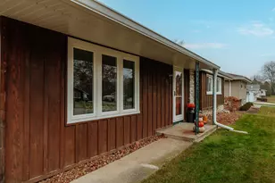 1023 Knollwood Dr, Saukville, WI 53080 - Photo 43