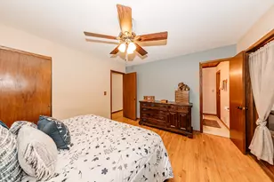 1023 Knollwood Dr, Saukville, WI 53080 - Photo 19