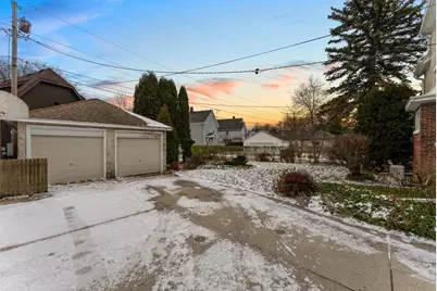 543  Roosevelt Rd, Kohler, WI 53044 - Photo 39