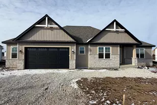 1710 Whalen Dr, Oconomowoc, WI 53066 - Photo 1