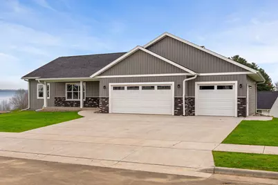 270  Southern Dr, Holmen, WI 54636 - Photo 3