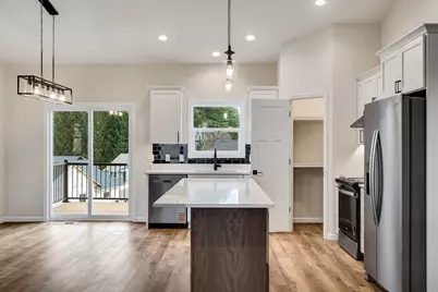 270  Southern Dr, Holmen, WI 54636 - Photo 13