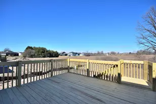 N53W19710 Kingair Dr, Menomonee Falls, WI 53051 - Photo 3