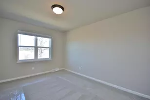 N53W19710 Kingair Dr, Menomonee Falls, WI 53051 - Photo 15