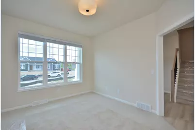8246 W Bluebird Ct, Mequon, WI 53097 - Photo 13