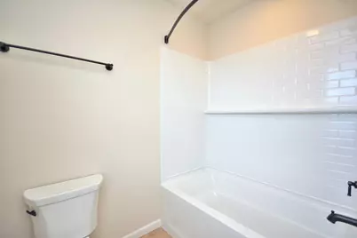 8246 W Bluebird Ct, Mequon, WI 53097 - Photo 15