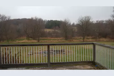 7210  Badger Ln, Wayne, WI 53002 - Photo 31