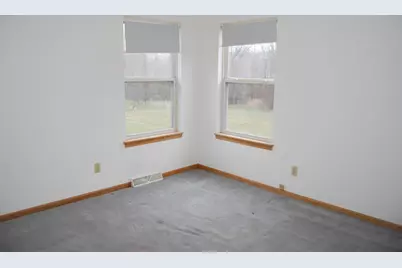 7210  Badger Ln, Wayne, WI 53002 - Photo 21