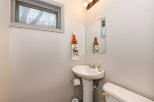 337 S 8th St, Delavan, WI 53115 - Photo 21