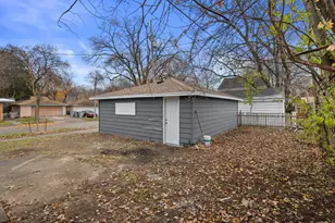 4072 N 41st St, Milwaukee, WI 53216 - Photo 29