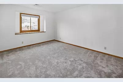 2116  Woodburn Rd #B, Waukesha, WI 53188 - Photo 15