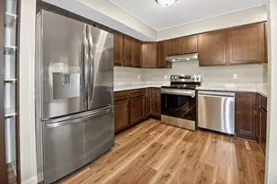 2116 Woodburn Rd, Waukesha, WI 53188 - Photo 5