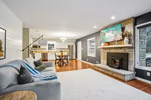 N45W24568 Lindsay Rd, Pewaukee, WI 53072 - Photo 7