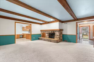 7525 N Redwood Rd, Glendale, WI 53209 - Photo 11