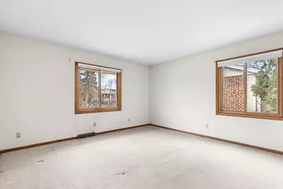 7525 N Redwood Rd, Glendale, WI 53209 - Photo 15