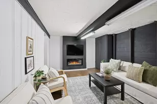 4512 N 105th St, Wauwatosa, WI 53225 - Photo 13