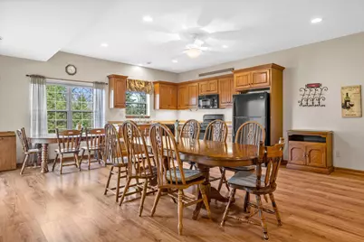 285  Cardinal Ridge Dr, Pewaukee, WI 53072 - Photo 37