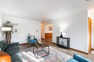 4604 Olive St, Racine, WI 53405 - Photo 11