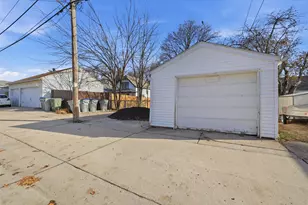 645 S 60th St, Milwaukee, WI 53214 - Photo 27