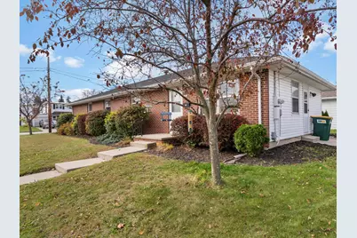 3502 W Marshall St, Manitowoc, WI 54220 - Photo 3